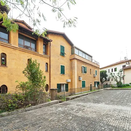 Apartment House Lotto29 A Quiet In Garbatella An Amazing Neighborhood *